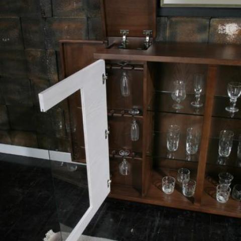 MÓVEL BAR INTERIOR